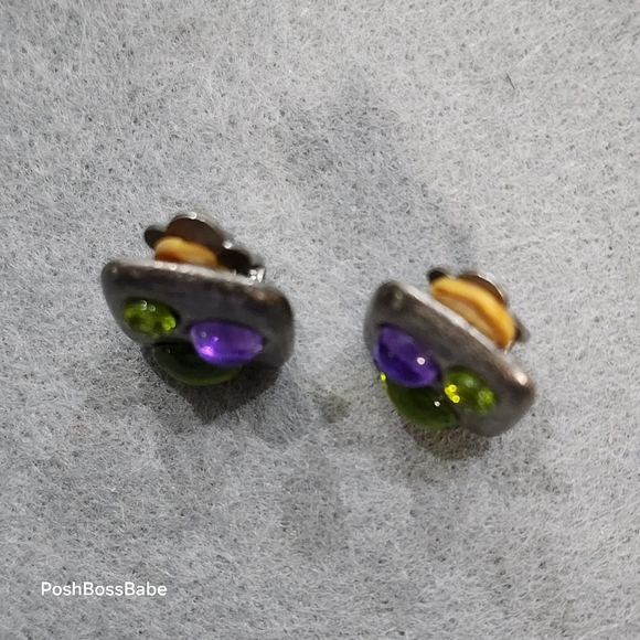 Vintage Clip-On Earrings | Green & Purple Cabochons on Oxidized Metal | ¾" - Picture 5 of 7